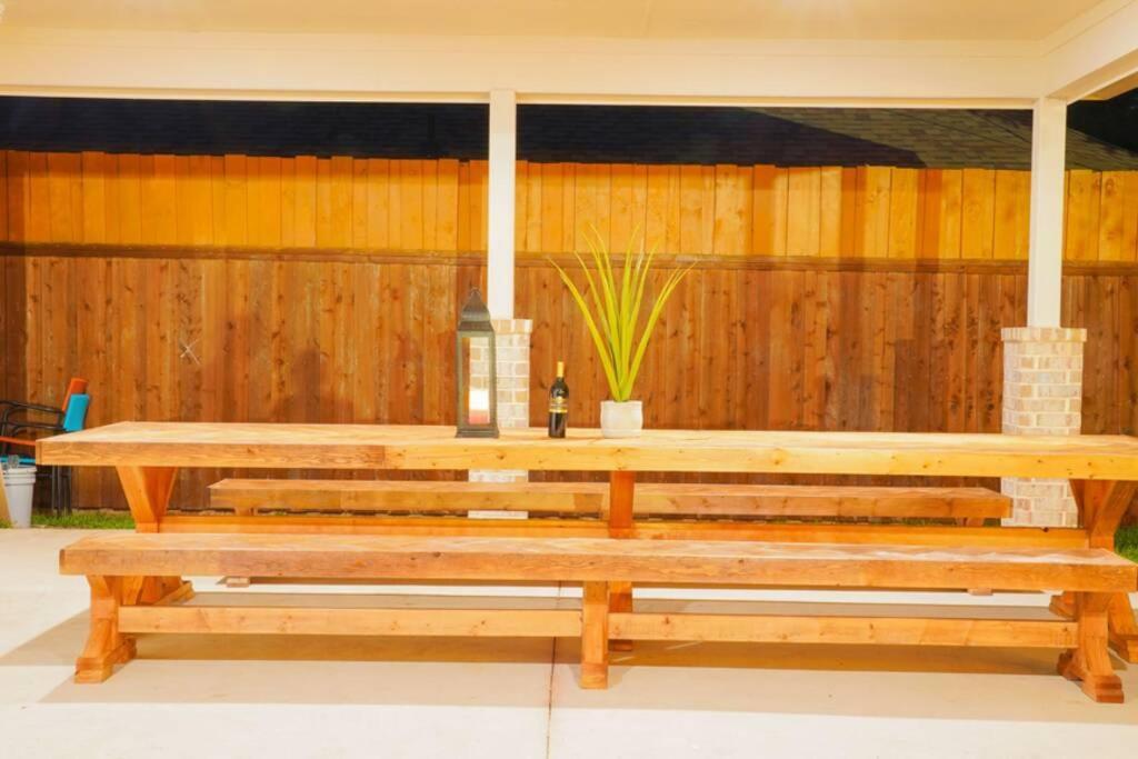 Dallas 4Br Large Yard W Hot Tub , Fire Pit And Basketball Hoop Exterior foto