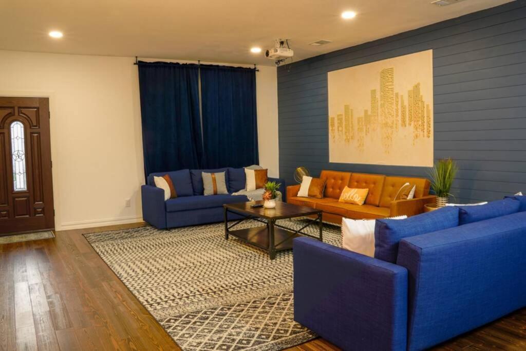 Dallas 4Br Large Yard W Hot Tub , Fire Pit And Basketball Hoop Exterior foto